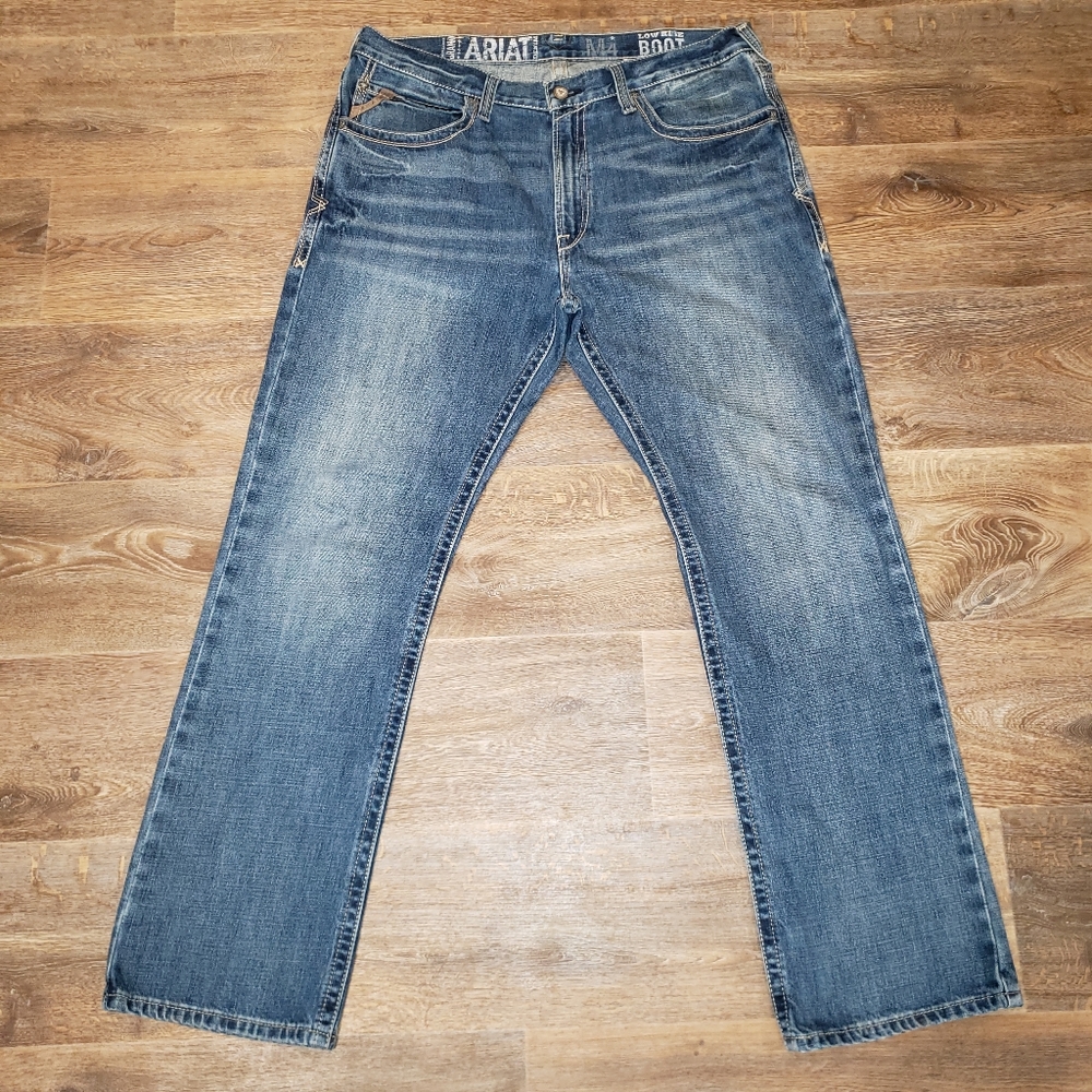 Ariat M4 Low-rise Boot-cut "Boundary" Jeans 38 x 34 in EUC!
